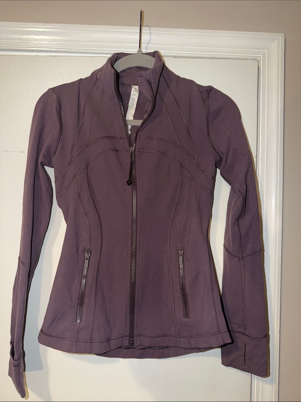 Lululemon Women’s Purple Zip-Up Jacket Define Cropped